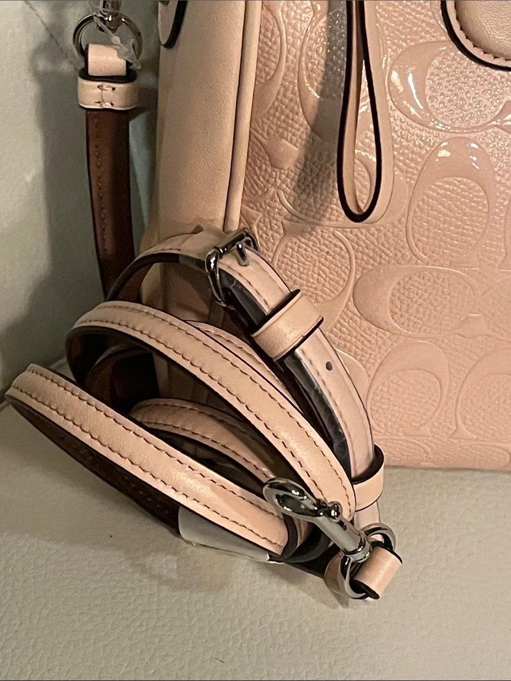 Coach Embossed Pebbled Patent Satchel Crossbody Light Blush Pink Beautiful Lux
